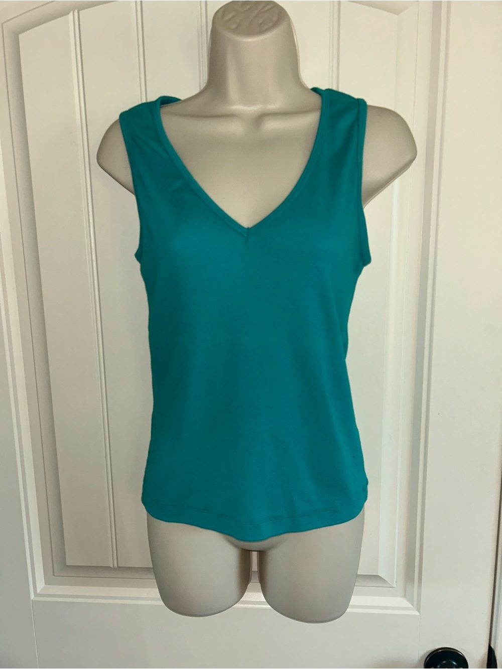 NEW Hard Tail V-Neck Sleeveless Tank Top - Teal Blue Sz L